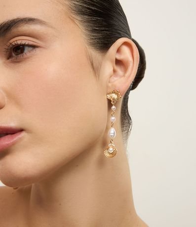 Caravana Hilo con Perla y Colgante de Caracol en Baño Dorado 4