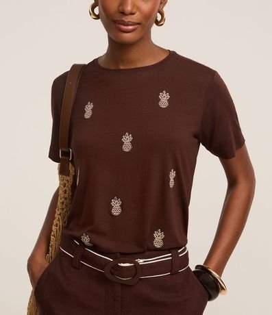 Blusa en Viscosa con Bordados de Piñas 4