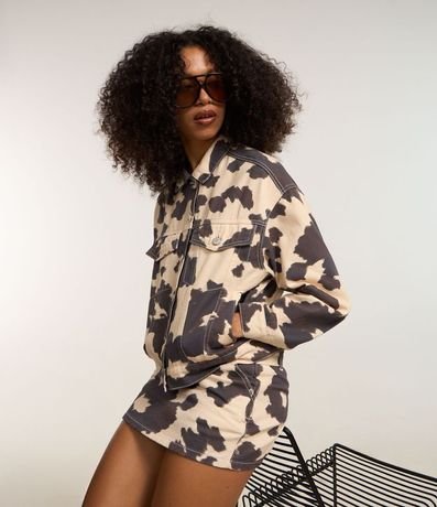 Pollera Corta en Sarga Animal Print Vaca con Cinturón Largo y Hebilla 2