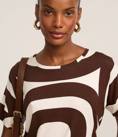 Blusa en Viscosa con Manga Recortada y Estampado Geométrico 3