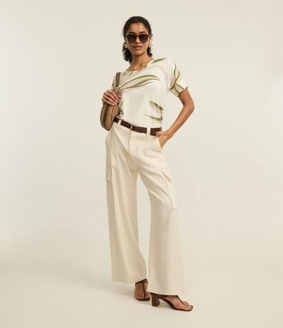 Blusa en Viscosa con Estampa de Follaje 2