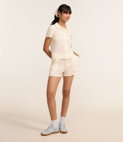 Camisa Texturizada en Cambraia con Frufru en la Manga 2