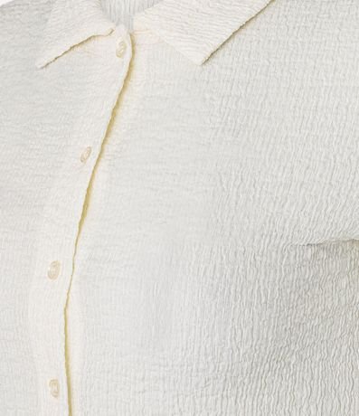 Camisa Texturizada en Cambraia con Frufru en la Manga 6