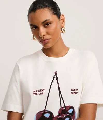 Remera Regular con Estampa de Cereza 4