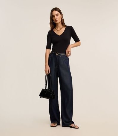 Blusa en Rib con Escote V y Manga Dobrada 2