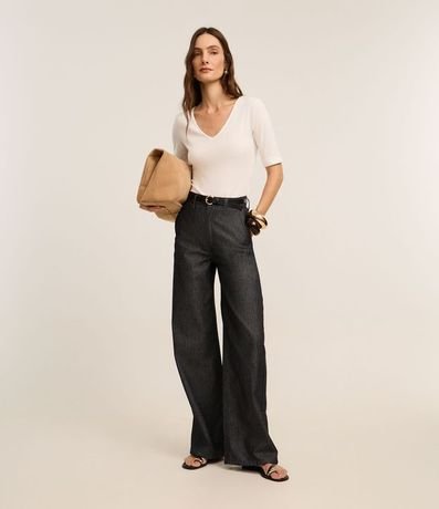 Blusa en Rib con Escote V y Manga Dobrada 2