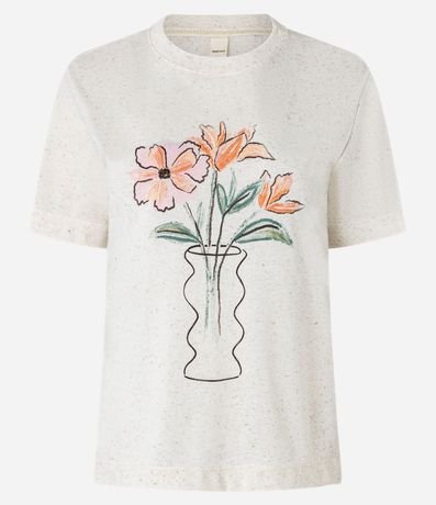 Remera Texturizada y con Estampa Vaso de Flor 5