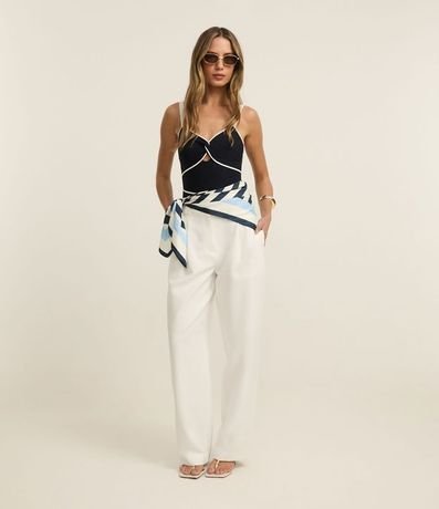 Pantalón Pantalona en Sastrería con Trabillas en la Cintura 5