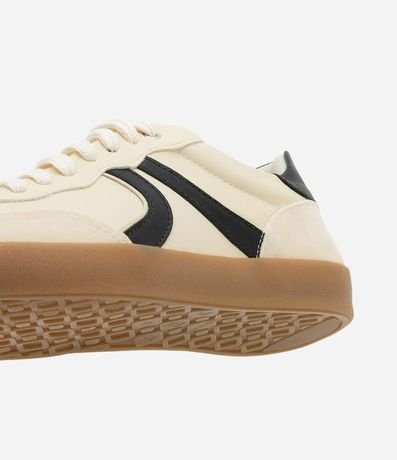 Championes Estilo Taco en PU con Detalles Laterales 3