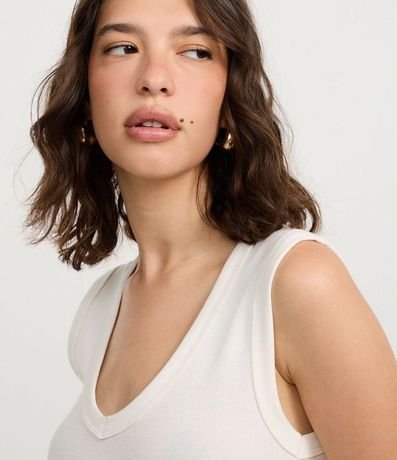 Blusa Básico en Rib con Escote V 3