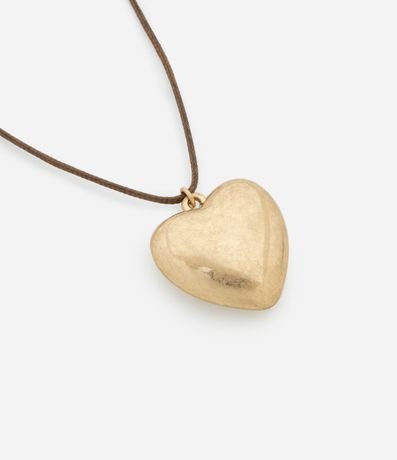 Collar Corto Con Cadena Encerada y Colgante de Corazón Escovado 2