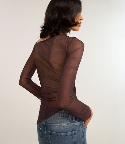 Blusa en Tule con Ponta Lateral y Estampa Abstracta 4