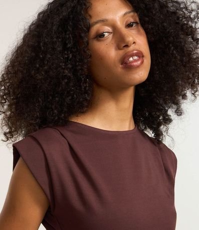 Blusa en Viscosa con Pliegues en los Hombros 3