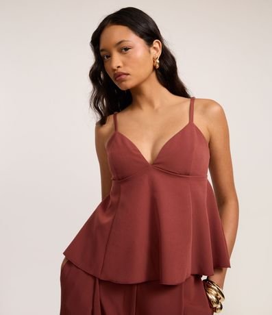 Blusa sin Manga en Sastre con Escote v y Detalle Peplum