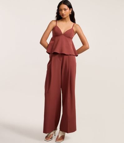 Blusa sin Manga en Sastre con Escote v y Detalle Peplum 2