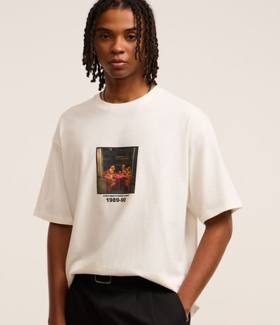 Remera Boxy en Algodón Estampa de Cachorros en el Boteco y Lettering