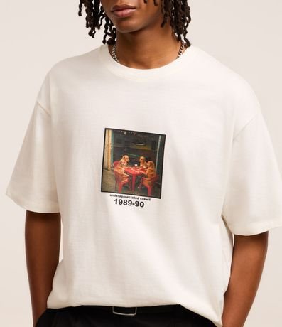 Remera Boxy en Algodón Estampa de Cachorros en el Boteco y Lettering 3