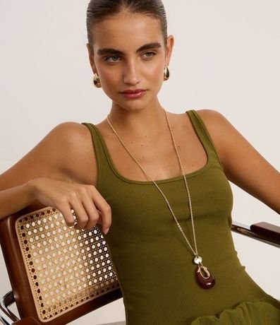 Conjunto de Collar y Caravana con Detalle en Resina