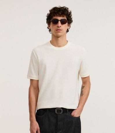 Remera Texturizada con Algodón y Cuello Redondo