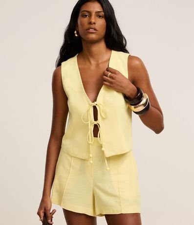 Chaleco en Viscolino con Escote V Lazo 2