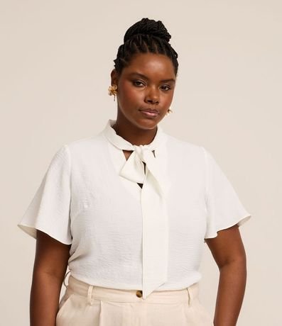 Blusa en Crepé con Cuello Lazo Curve & Plus Size