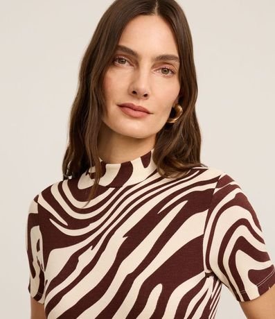 Blusa en Rib con Cuello Alto y Estampa Zebra 4