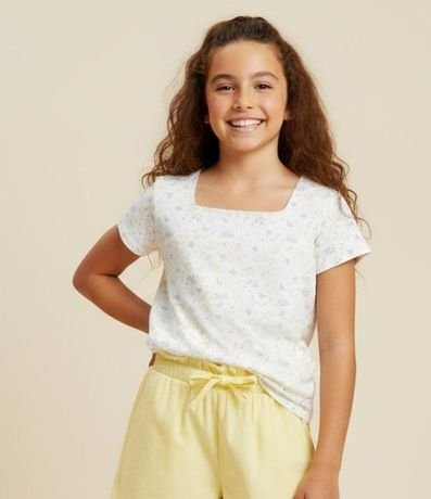 Remera Regular Infantil con Estampa Floral Acanalada - Talle 5 a 14 años 1