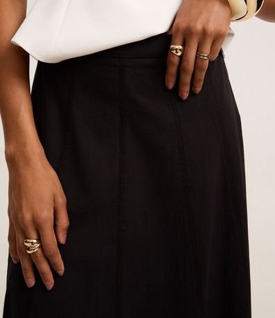 Pollera Evasê Midi en Bengalina con Recortes Pespontados 4