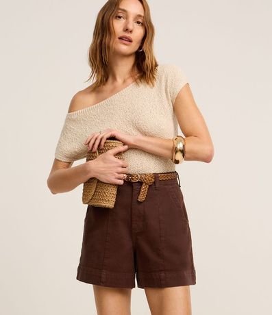 Short Regular en Sarga con Pespunte Contrastante y Bolsillo Cuchillo 2