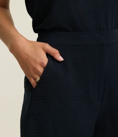 Short en Airflow con Cintura Sastre y Bolsillos 4