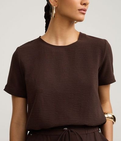Blusa con Aberturas y Detalles de Pespuntes 4