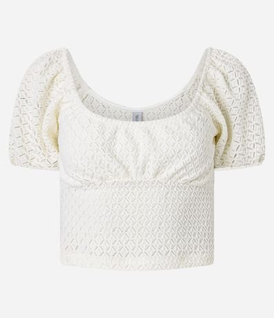 Blusa Cropped en Encaje con Recorte en el Busto 4