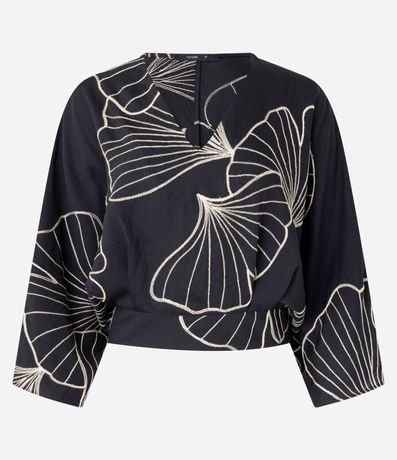 Blusa en Viscosa Twill con Bordado Follaje y Manga 7/8 8
