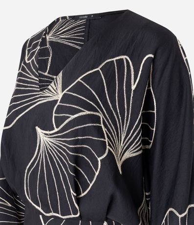 Blusa en Viscosa Twill con Bordado Follaje y Manga 7/8 9