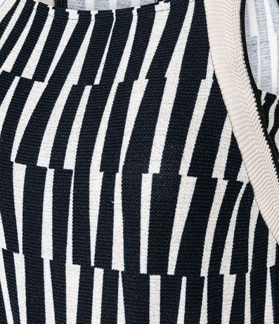 Mono Recto en Viscosa con Detalles en Punto y Estampado Geométrico 7