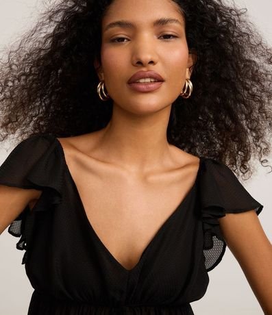 Blusa en Chiffon con Escote V y Volado en el Hombro 2