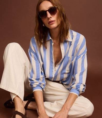 Camisa Amplia en Viscolino con Rayas Verticales Largas 7