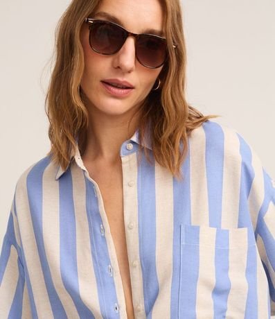 Camisa Amplia en Viscolino con Rayas Verticales Largas 3