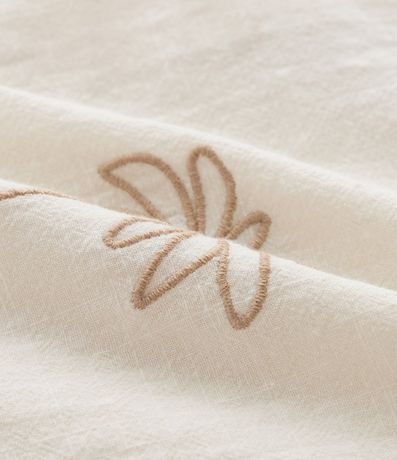 Camisa Boxy en Tricolina con Estampa Bordado de Verano 8