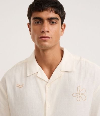 Camisa Boxy en Tricolina con Estampa Bordado de Verano 4