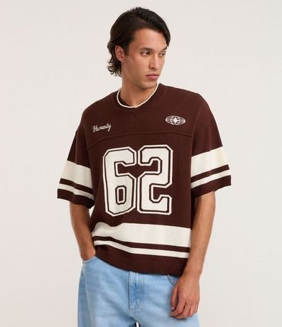 Remera Oversized Deportiva en Efecto Punto con Estampa y Bordado 3