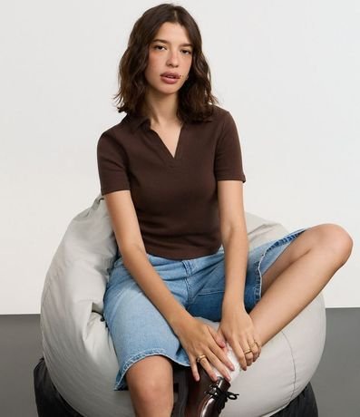 Blusa en Rib con Cuello Polo y Manga Corta