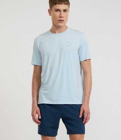 Bermuda Deportiva en Microfibra Texturizada con Estampa Localizada 5