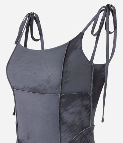 Vestido Largo en Tule con Bretel Fino y Estampa Manchada 7