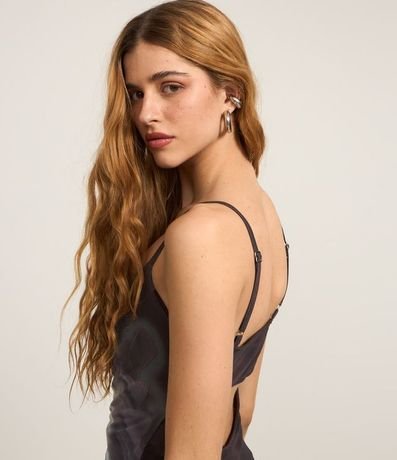 Vestido New Midi en Tule con Bretel Fino y Estampa Floral 4