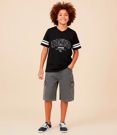 Remera Deportiva con Lettering Tokyo -  Talle 5 a 14 años