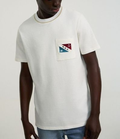 Remera en Algodón con Estampa Náutico en Bolsillo y Lettering M.R.F 5