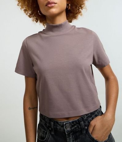 Blusa T-Shirt Cropped en Algodón con Cuello Alto 3