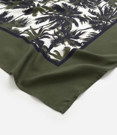 Canga Rectangular en Chalis con Estampa de Palmeras 3