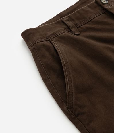 Bermuda Slim en Sarga con Elastano 5